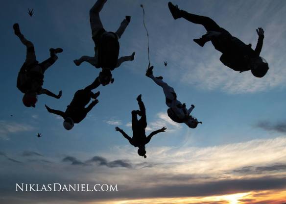 551321_548345018567847_478364950_n